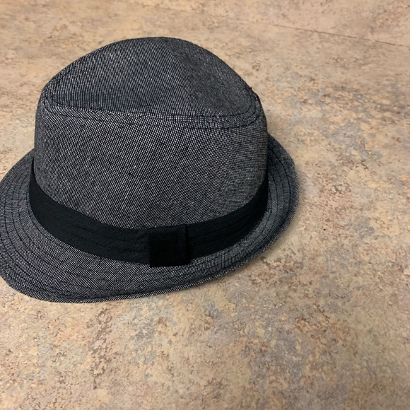 Hat - Picture 2 of 3